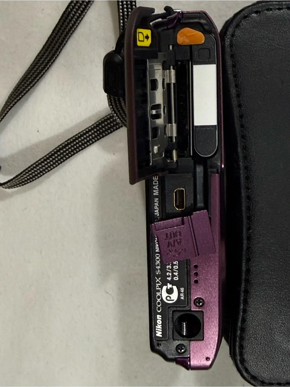 Nikon COOLPIX S4300 16MP Digital Camera Purple Tested Charger Case 3 Batteries